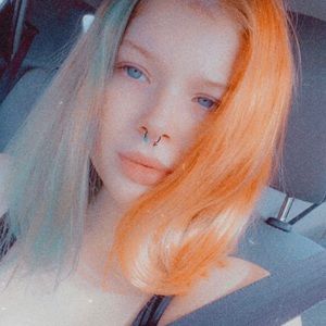 Meet your Posher, Lizzie